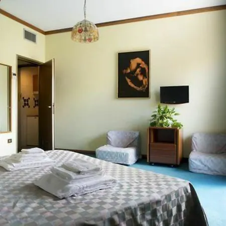 Loreto 3* Milan