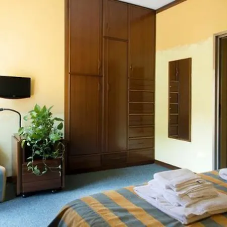 Loreto 3* Milão