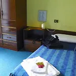 Loreto Ξενοδοχείο με διαμερίσματα Μιλάνο