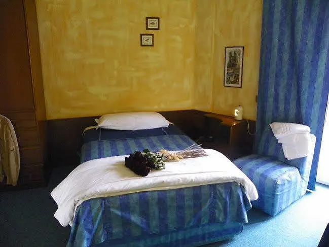 Aparthotel Loreto Milán